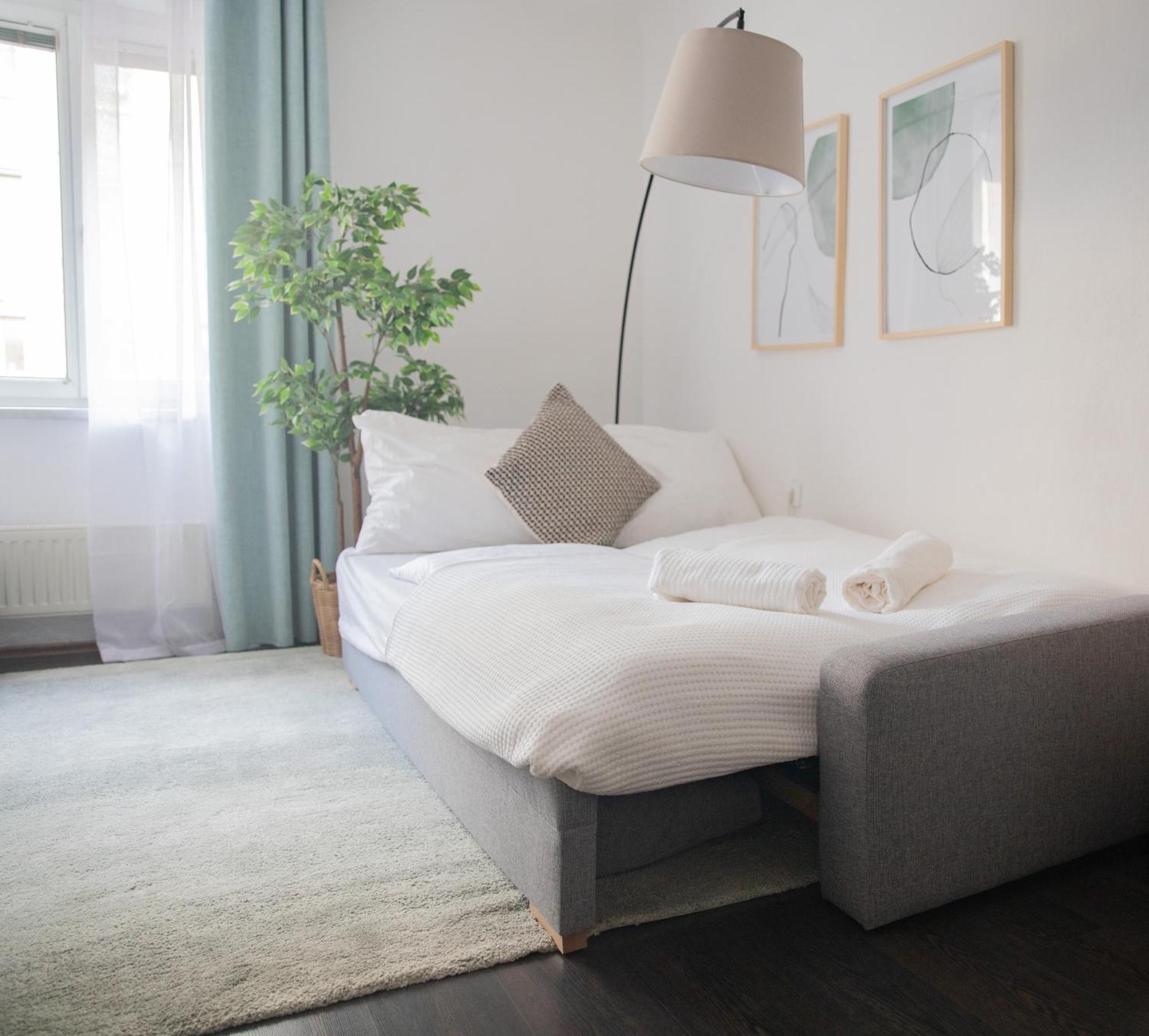 Apartment, 3 Min To U1 Reumannplatz Wien